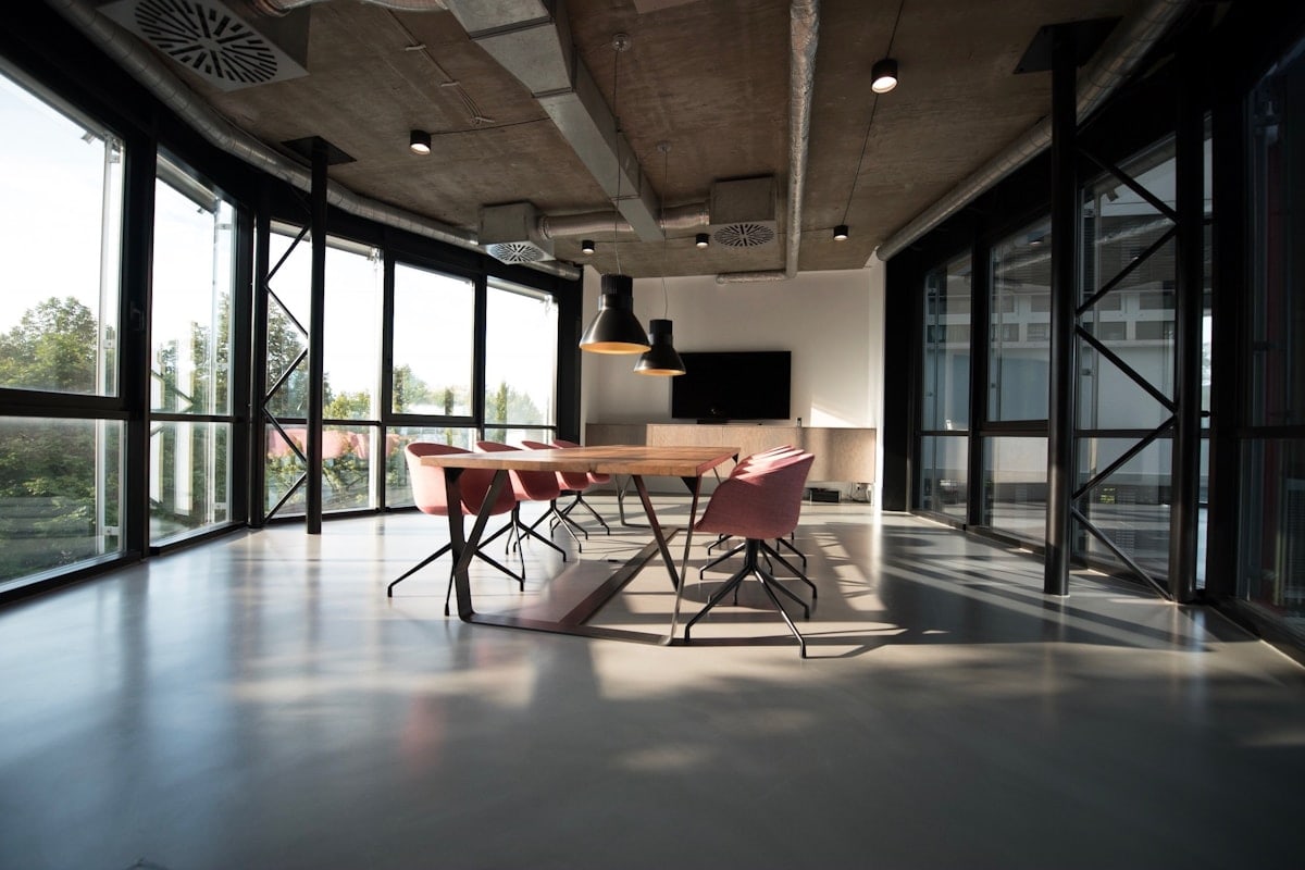 Meeting table in the craft room with daylight